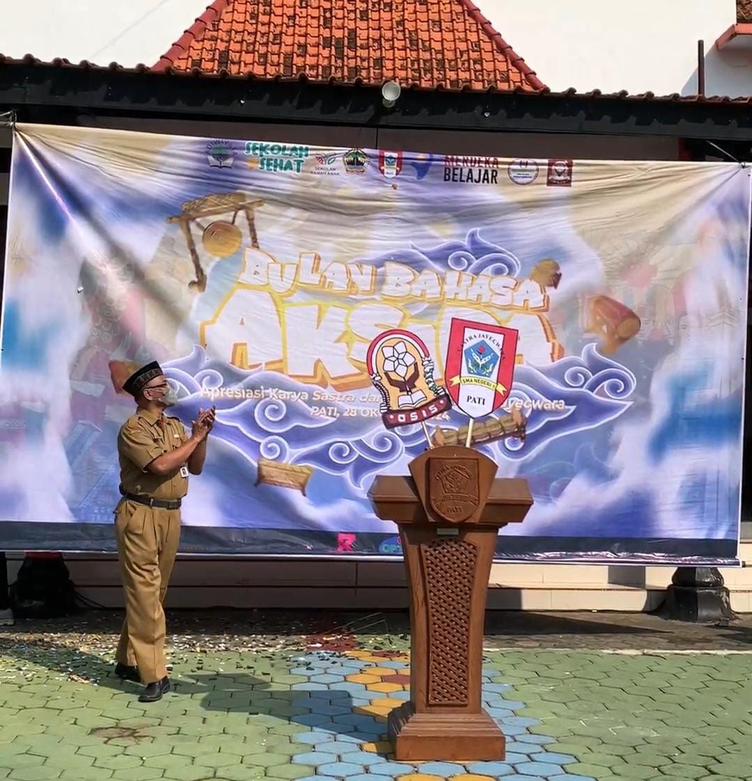 Seni dan Sastra Meriahkan Bulan Bahasa di SMA Negeri 1 Pati